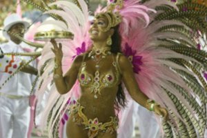 vestiti carnevale foto: bella ragazze carnevale scuola di samba